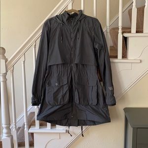 Mountain Hardwear Rain Jacket